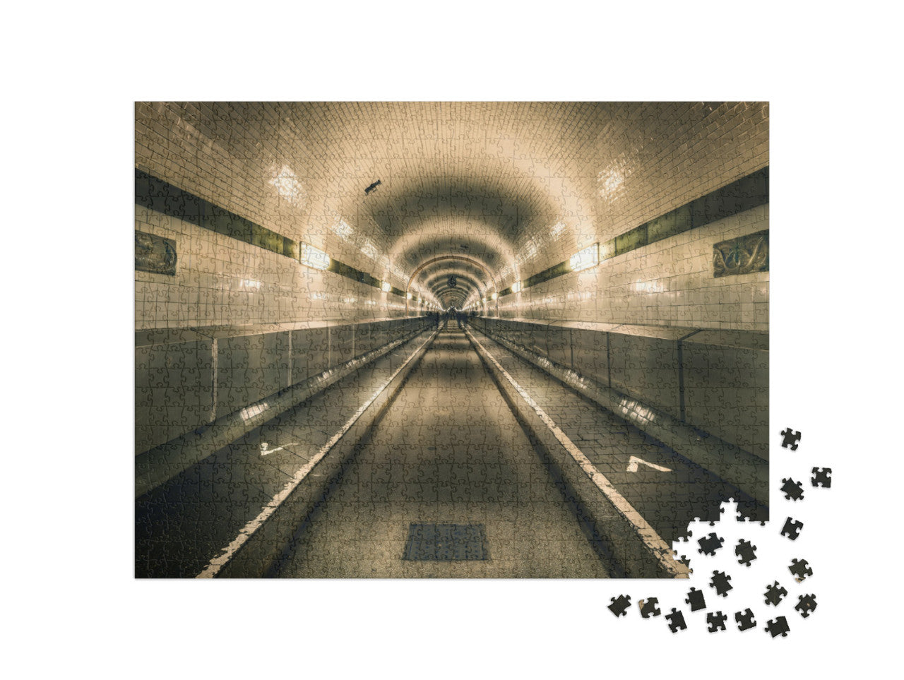 Historischer Elbtunnel in Hamburg